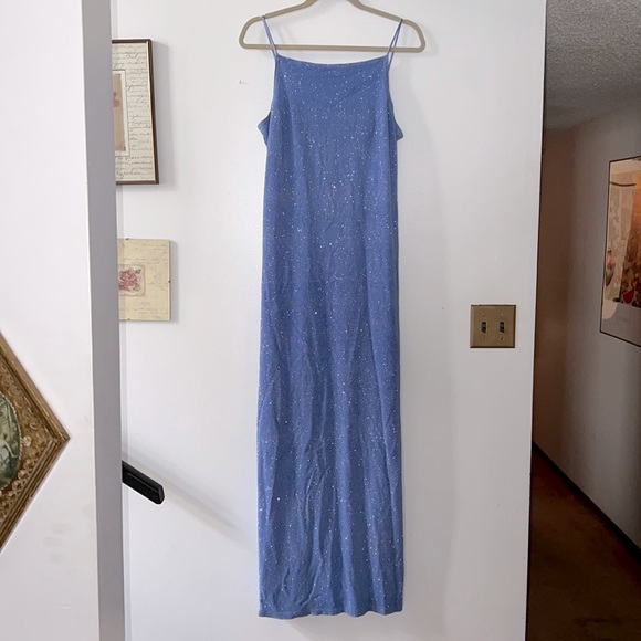 Prom/ Grad dress, periwinkle in colour. Size 14, slight adjustable back. - Picture 1 of 4